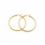 کلوزآپ گوشواره حلقه‌ای استیل طلایی زنانه مدل ELM-8270