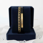 نمای نزدیک از دستبند چرمی رولکس مدل elm8290 با جزئیات قفل و بافت چرم